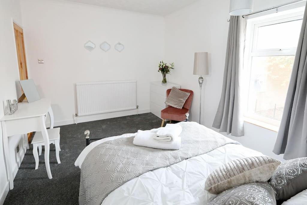 Convenient & Central 2-Bed House NWI Dış mekan fotoğraf
