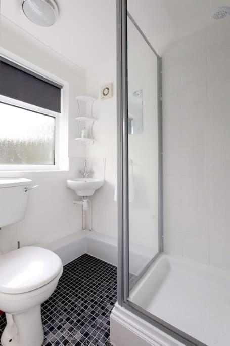Convenient & Central 2-Bed House NWI Dış mekan fotoğraf