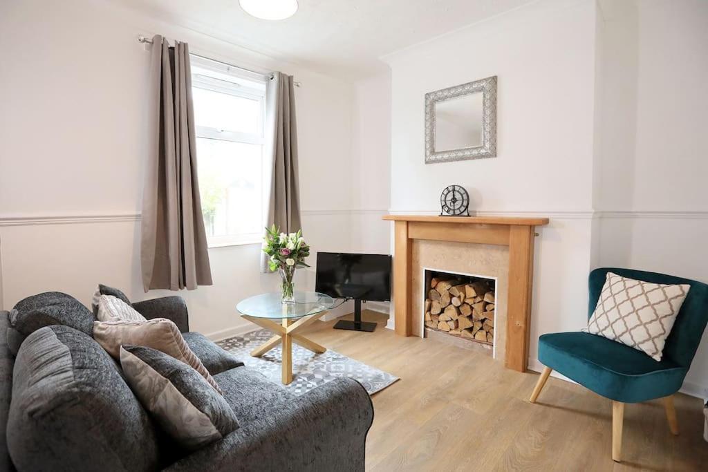 Convenient & Central 2-Bed House NWI Dış mekan fotoğraf